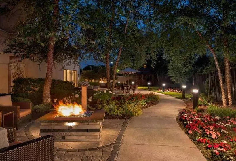 ホテル Courtyard By Marriott Middletown Goshen