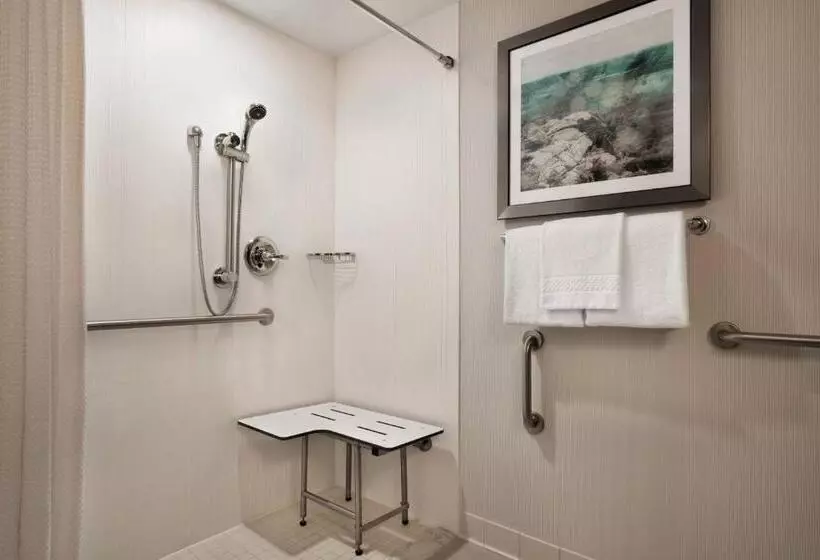 ホテル Courtyard By Marriott Middletown Goshen