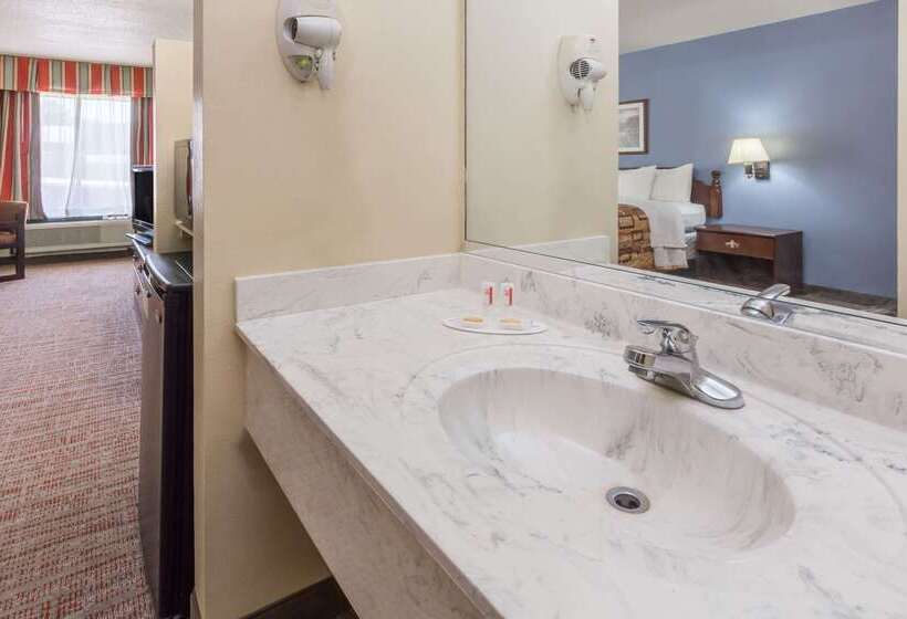 호텔 Days Inn By Wyndham Rayne/crowley