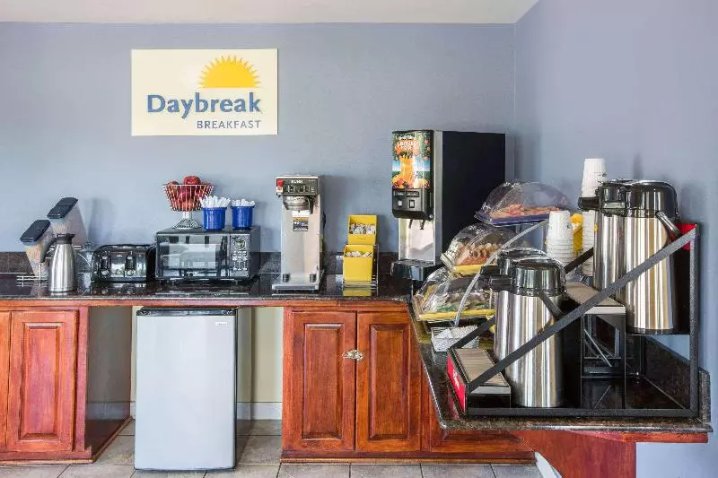 酒店 Days Inn By Wyndham Rayne/crowley