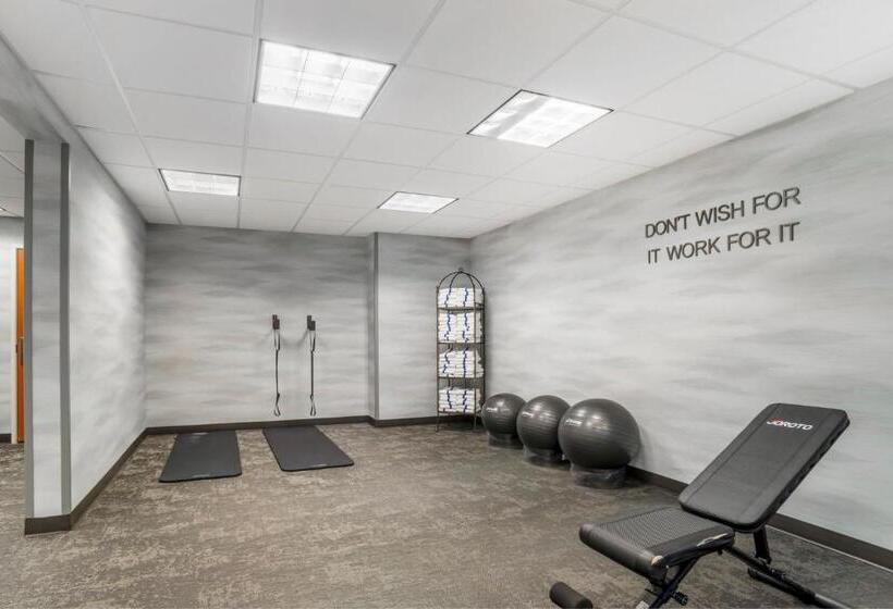 فندق Fairfield Inn & Suites Boone