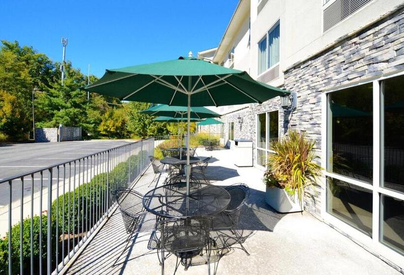 فندق Fairfield Inn & Suites Boone