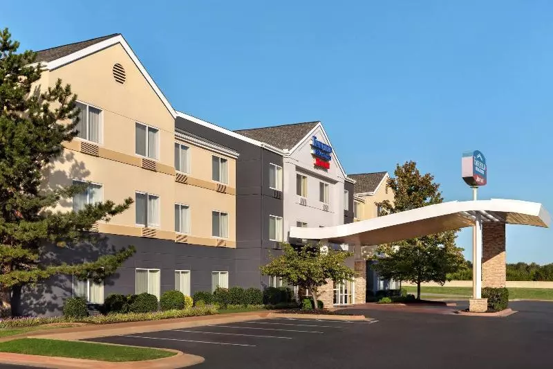 호텔 Fairfield Inn & Suites By Marriott Tulsa Central
