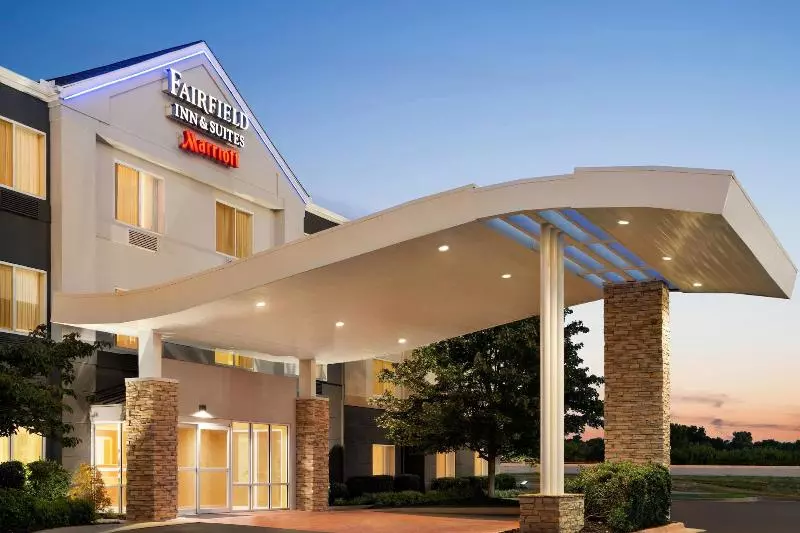 호텔 Fairfield Inn & Suites By Marriott Tulsa Central