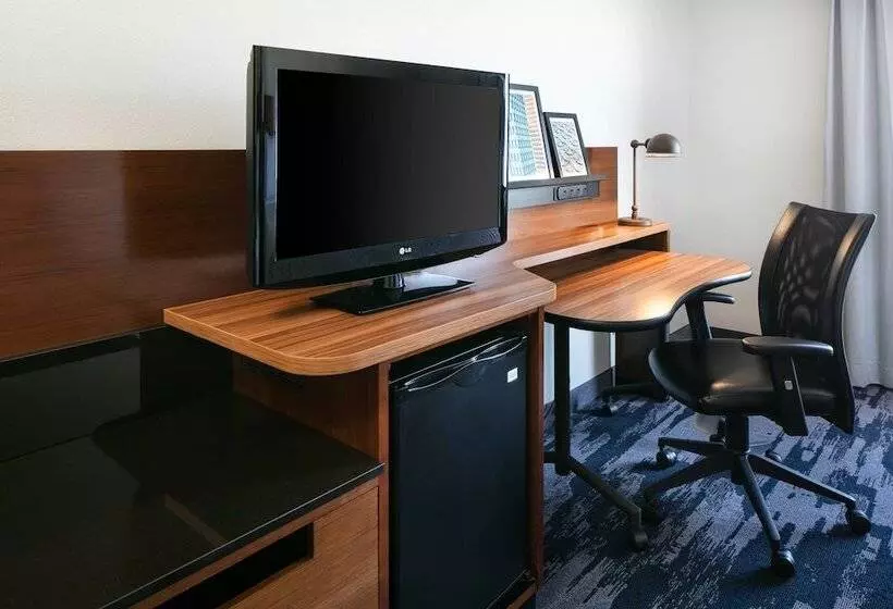 호텔 Fairfield Inn & Suites By Marriott Tulsa Central