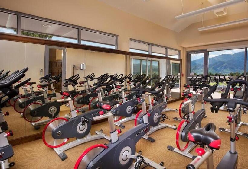 호텔 Garden Of The Gods Resort & Club