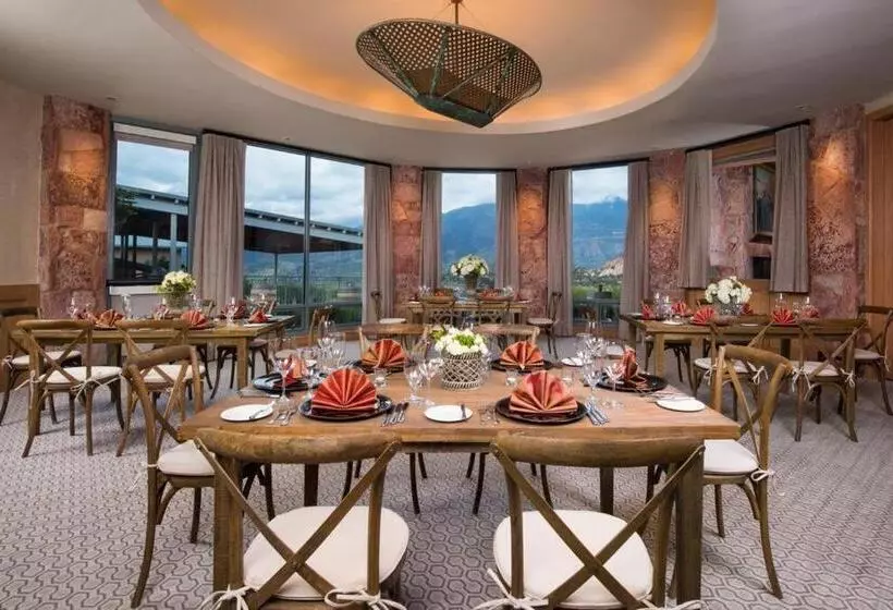 호텔 Garden Of The Gods Resort & Club