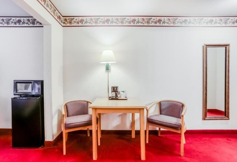 Отель Spark By Hilton Tumwater