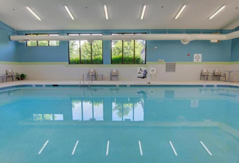 ホテル Holiday Inn Express Blacksburg, An Ihg