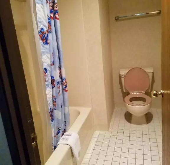 مُتل Great Lakes Inn