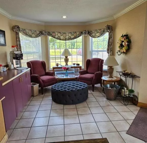 مُتل Great Lakes Inn