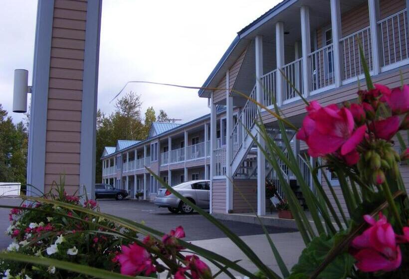 מוטל Great Lakes Inn