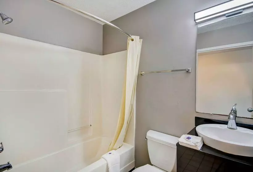 Studio 6ocean Springs, Ms