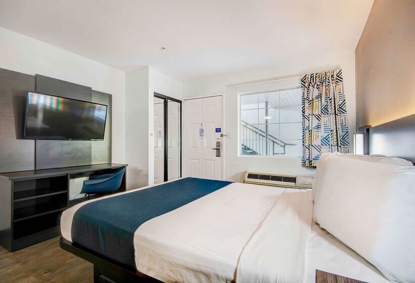 Studio 6ocean Springs, Ms