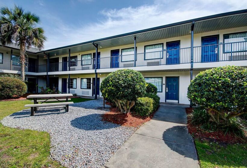 Studio 6ocean Springs, Ms