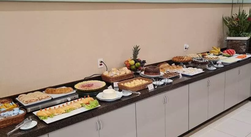 Отель Vancouver