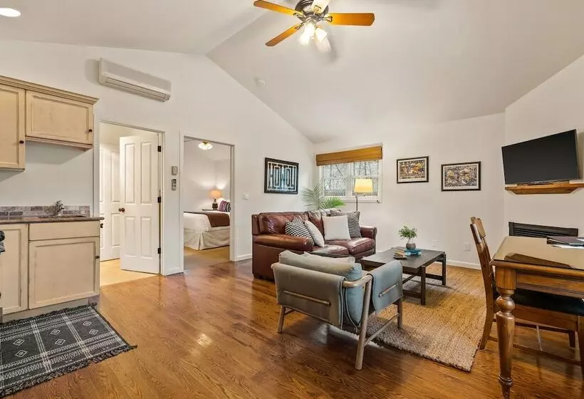 Bridge Street Cottages