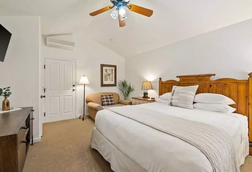 Bridge Street Cottages