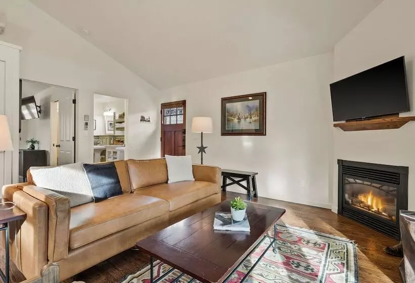 Bridge Street Cottages