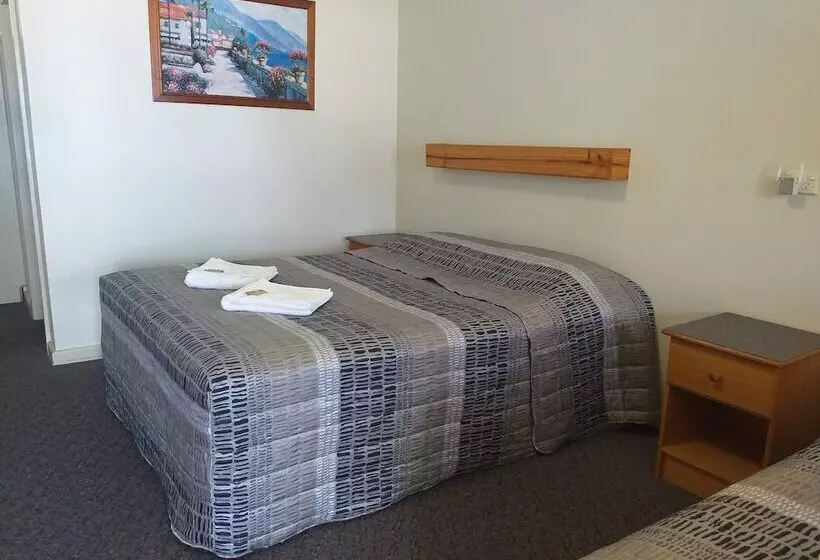 Bucketts Way Motel Gloucester