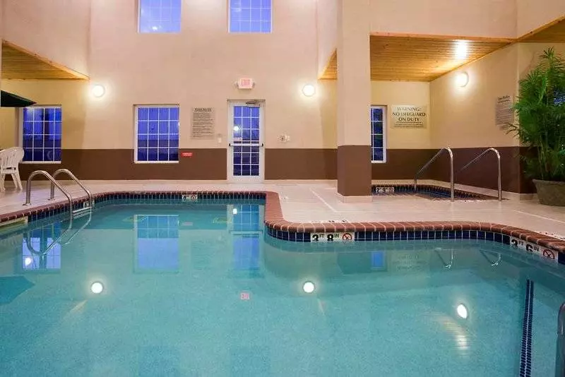 Grandstay Hotel & Suites Ames