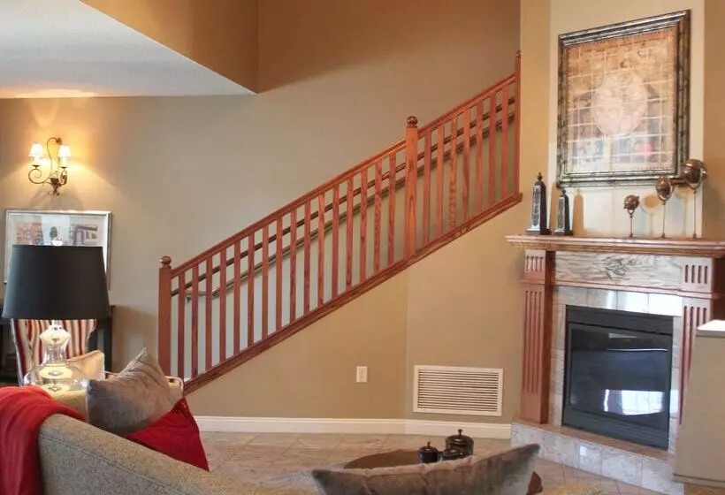 Grandstay Hotel & Suites Ames