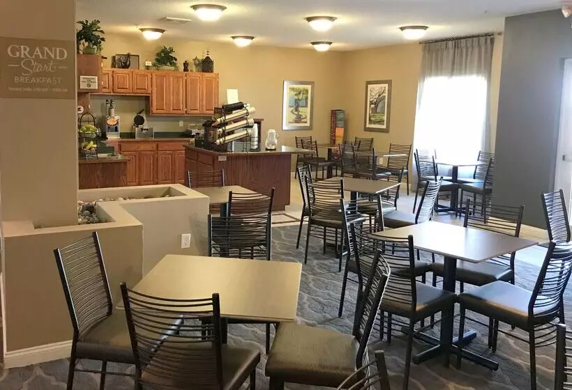 Grandstay Hotel & Suites Ames