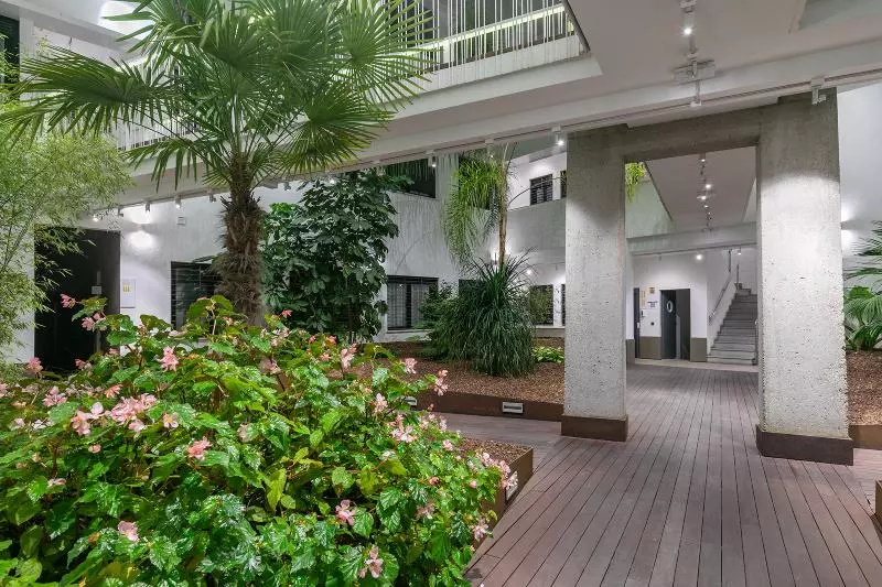 Holiday Rentals Tempa Museo