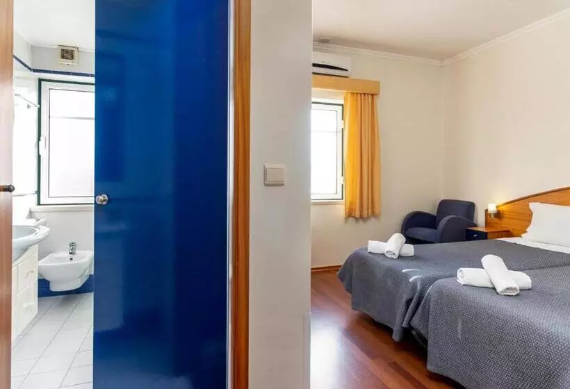 Отель Albergaria Pedra D'ouro