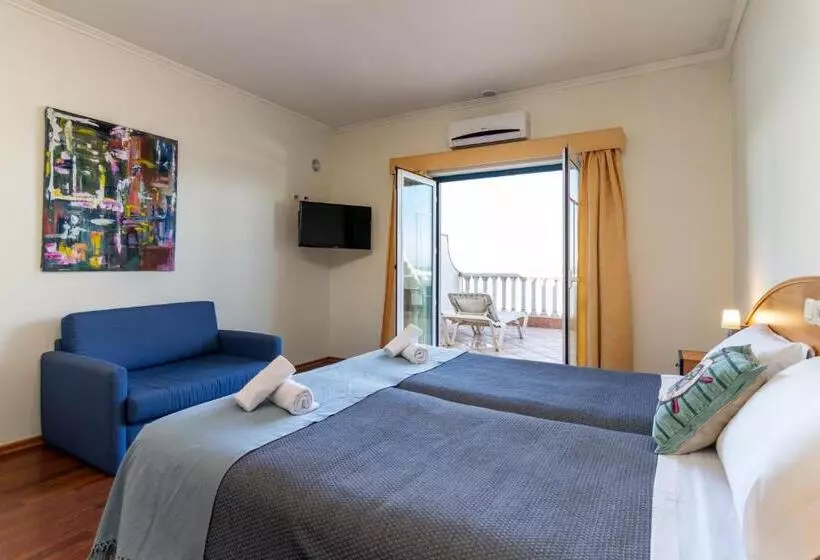 Отель Albergaria Pedra D'ouro