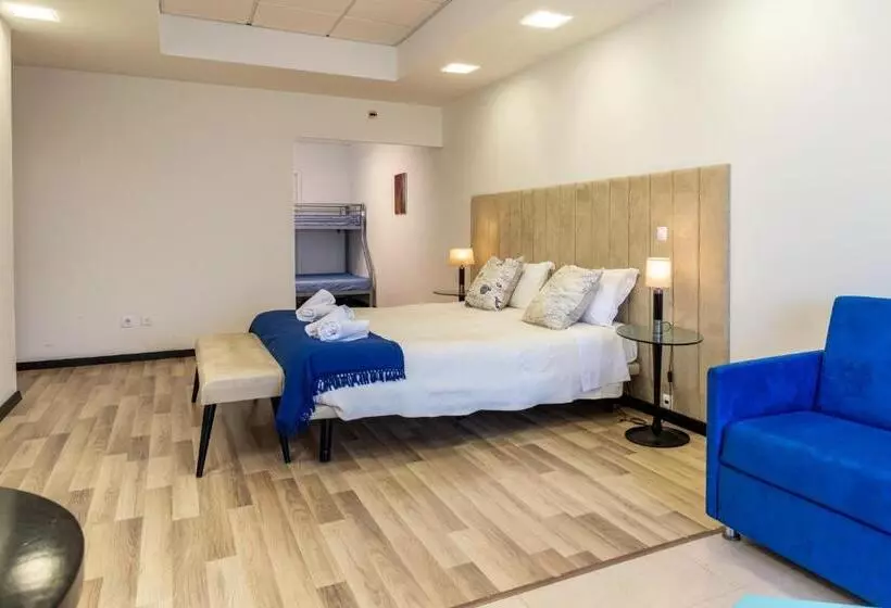 Отель Albergaria Pedra D'ouro