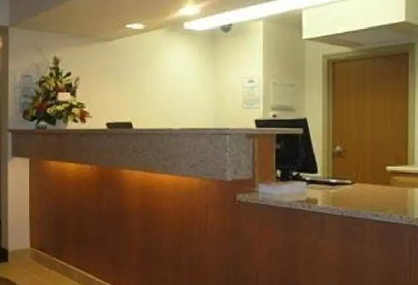 Hotelli Birch Hill Suites Dayton Wp Afb