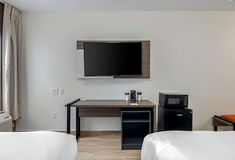 Отель Comfort Inn