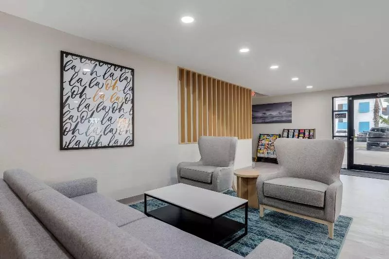 ホテル Comfort Inn