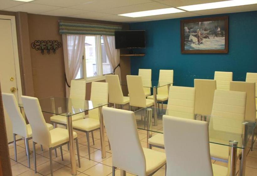 فندق Dakota Cowboy Inn