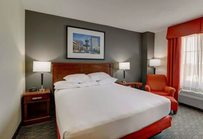 هتل Drury Inn & Suites Montgomery