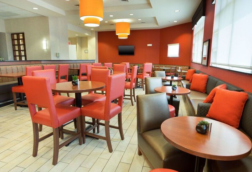 فندق Drury Inn & Suites Montgomery