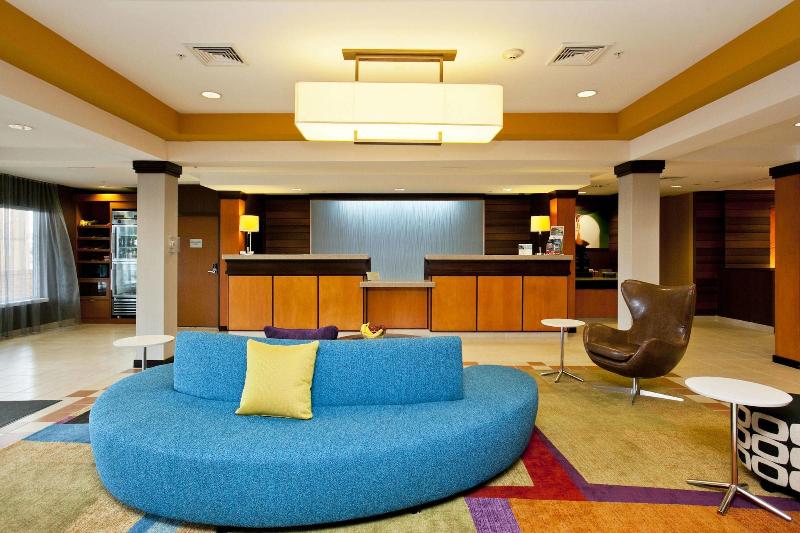 Отель Fairfield Inn And Suites By Marriott Winchester