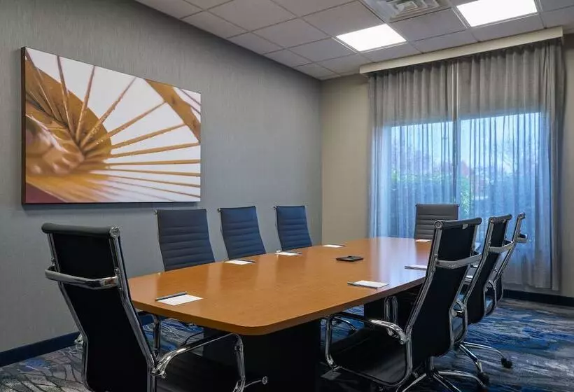 酒店 Fairfield Inn And Suites By Marriott Winchester