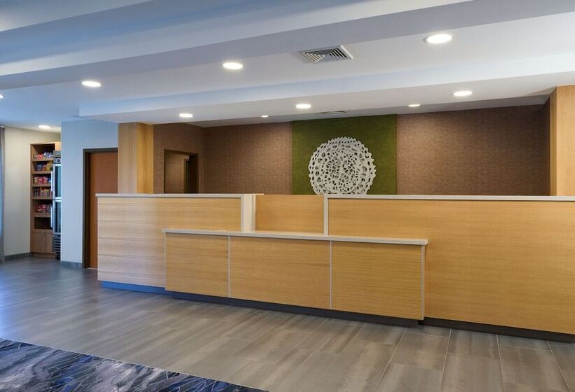 Отель Fairfield Inn And Suites By Marriott Winchester