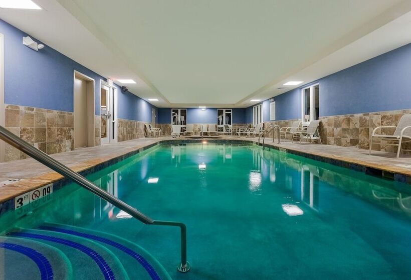 Holiday Inn Express Hotel & Suites Salina, An Ihg