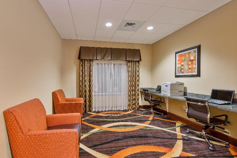 Holiday Inn Express Hotel & Suites Salina, An Ihg