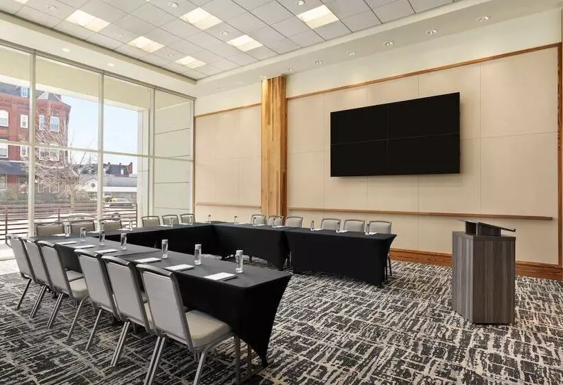 酒店 Homewood Suites By Hilton University City