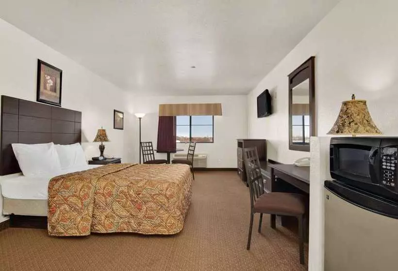 Отель Howard Johnson By Wyndham Lubbock Tx