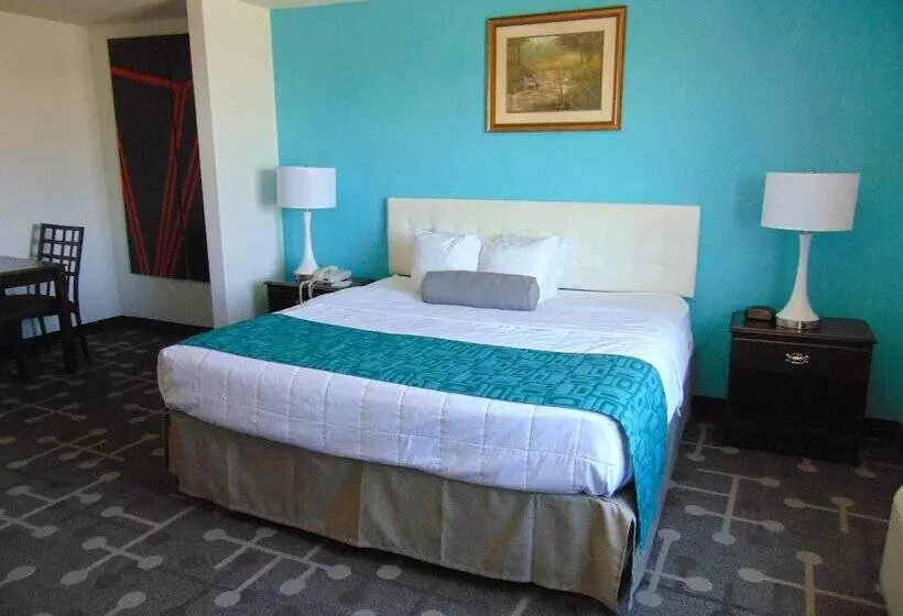 Отель Howard Johnson By Wyndham Lubbock Tx