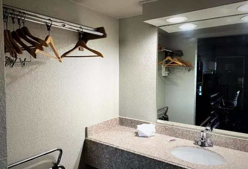 ホテル Rogers Inn