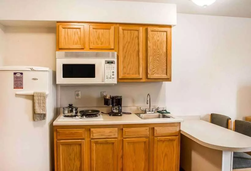 Hotelli Birch Hill Suites Dayton Wp Afb