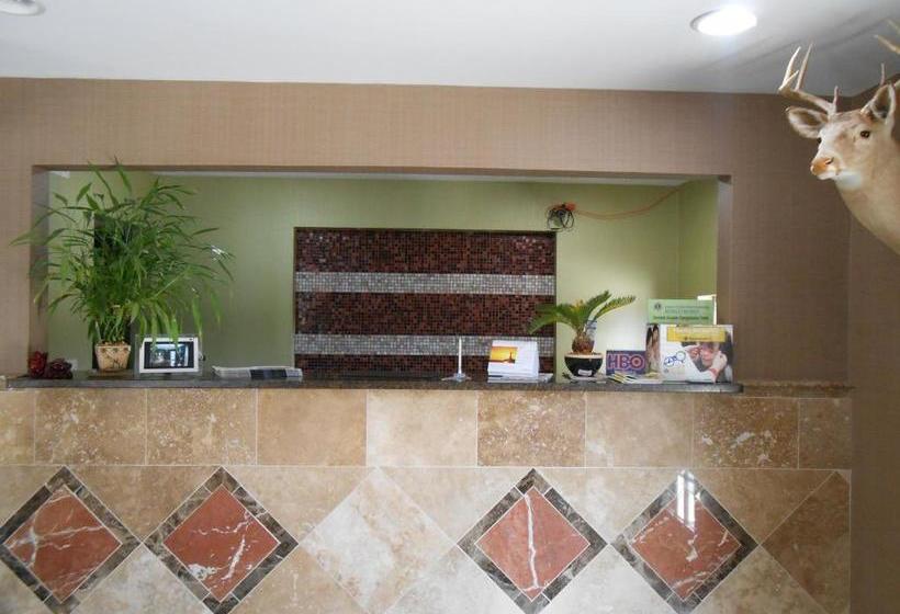 فندق على الطريق Glennville Inn