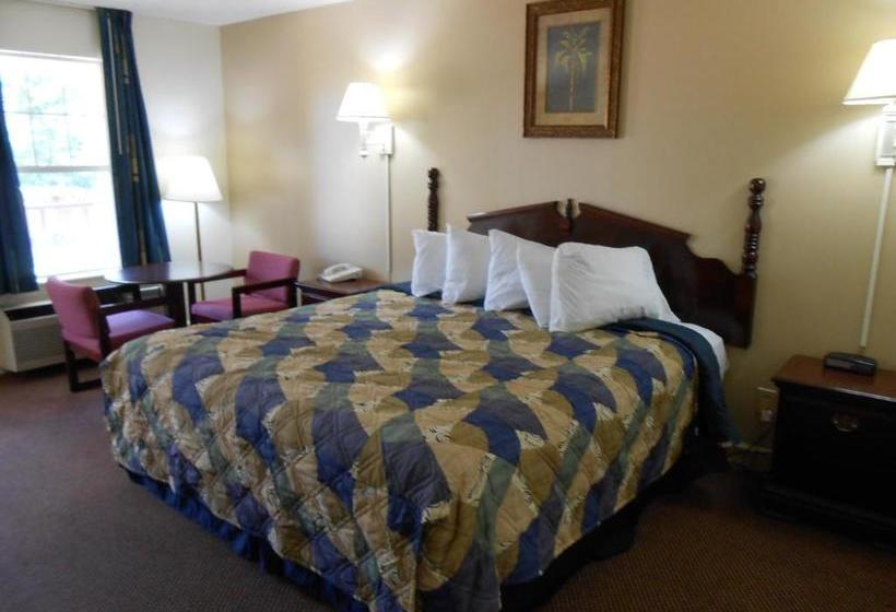 Мотель Glennville Inn