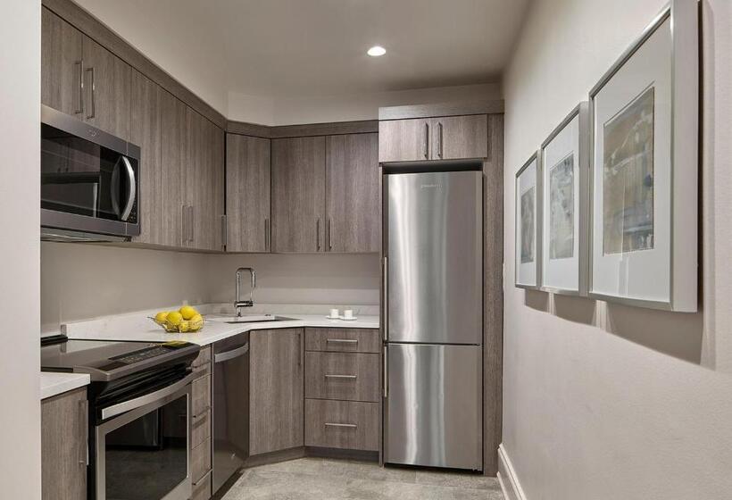 Aka Rittenhouse Square